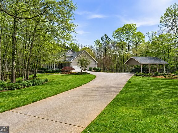 3rd image of 5522 Tyree Rd