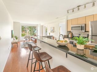 412 11th Ave APT 403, Seattle, WA