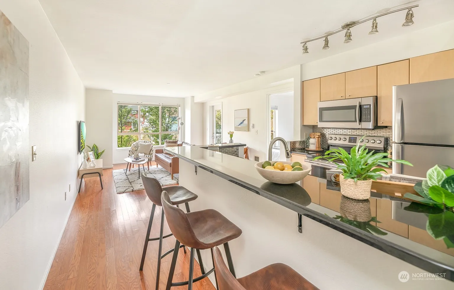 412 11th Avenue #403 photo 1