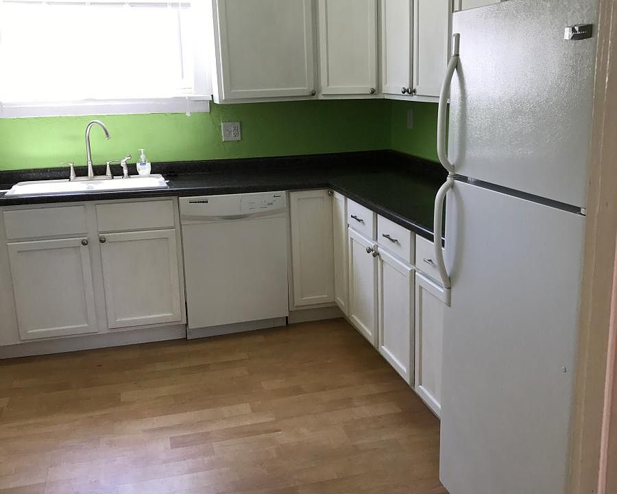 1st image of 3016 Marshall Ave