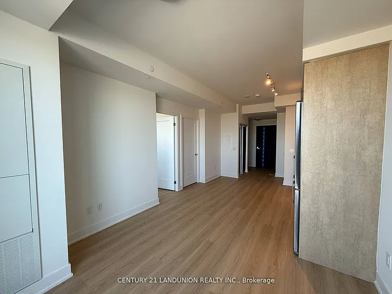 2545 Simcoe St N #Penthouse 19 — Photo 10