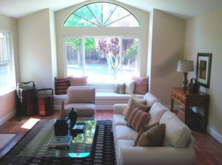 103 Sanders Ranch Rd, Moraga, CA 94556