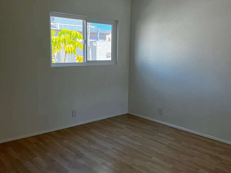 4412 Arizona St #6 — Photo 6