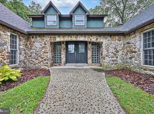 521 Walker Hill Rd, Newport, PA 17074