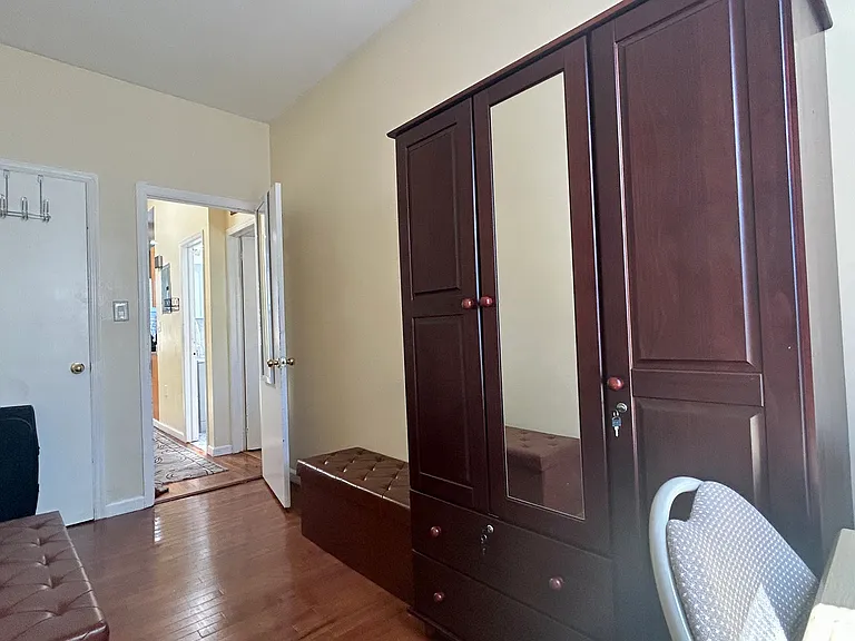 844 Hancock St #2 — Photo 13