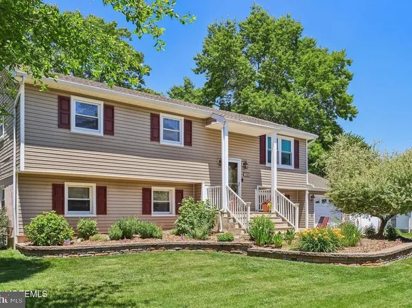 114 Outboard Ave, Manahawkin, NJ 08050