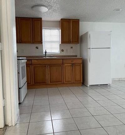 2nd image of 4521 Bienville St #A