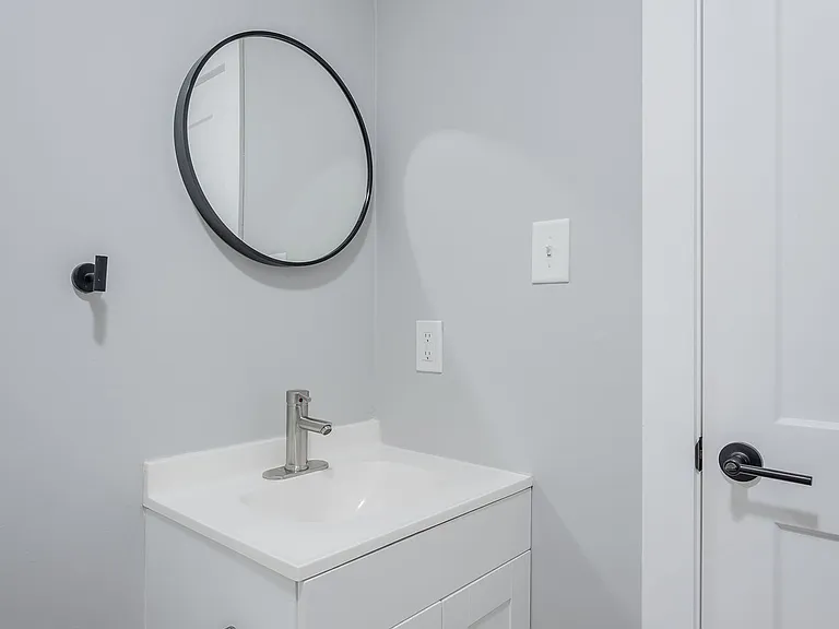 Discover Modern Living at Genesis Apartments Cleveland, TN — Photo 16