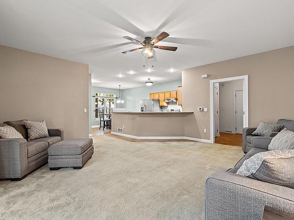 4th image of 2787 Edwards STREET Unit C