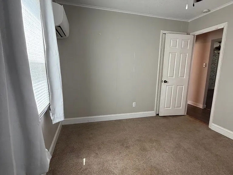144 Lacy Cir — Photo 19