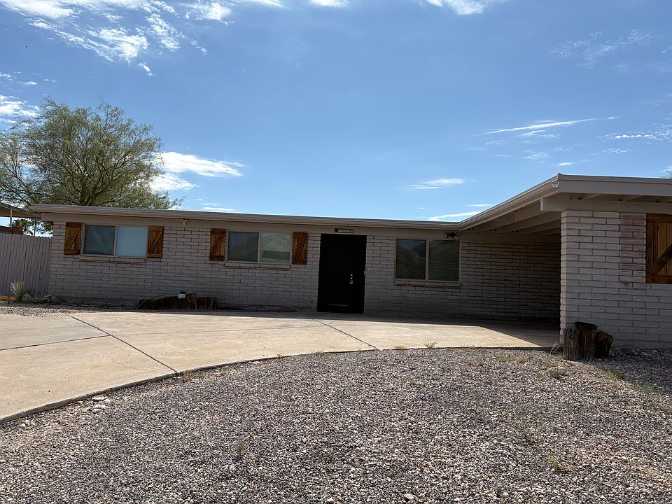 1st image of 3110 S Portia Ave