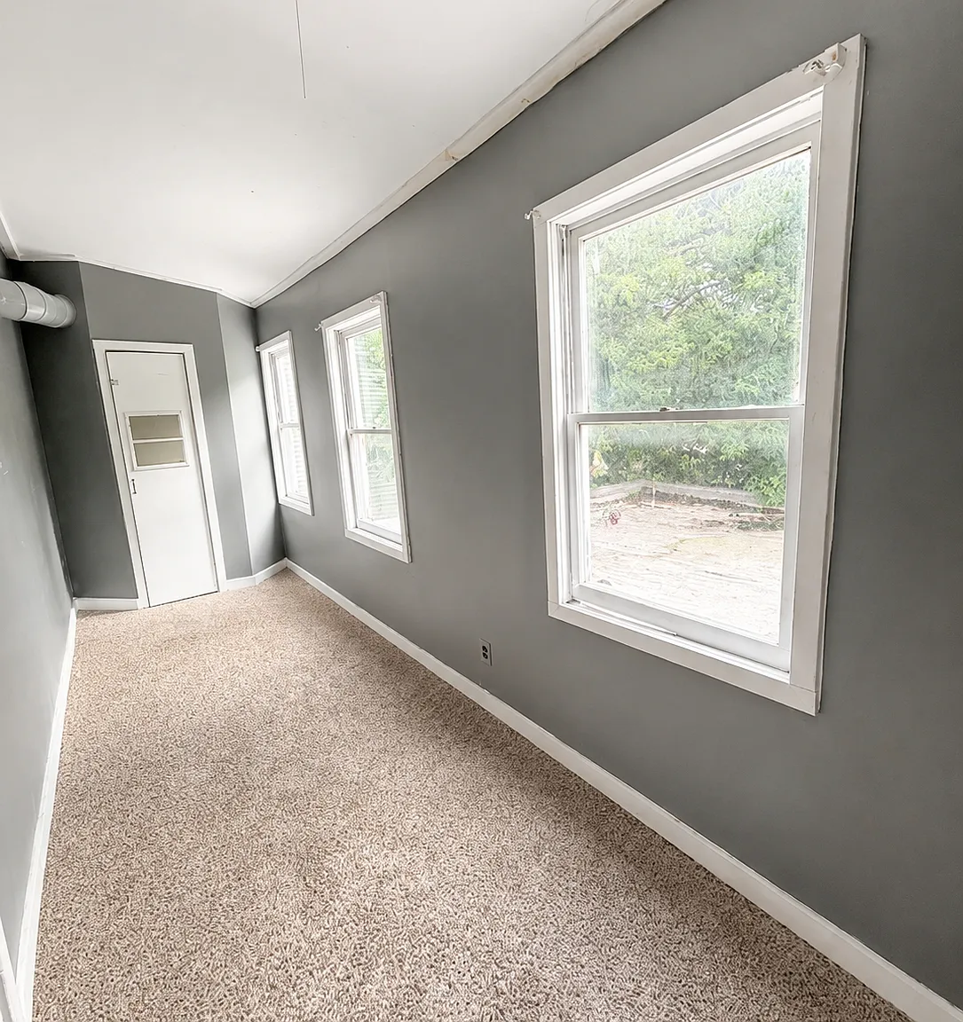 2 bed, 900 sqft, $1,290 — Photo 4
