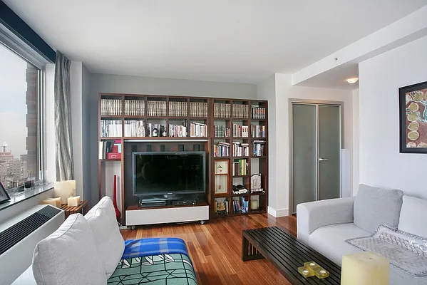 Sold by Corcoran | media 7