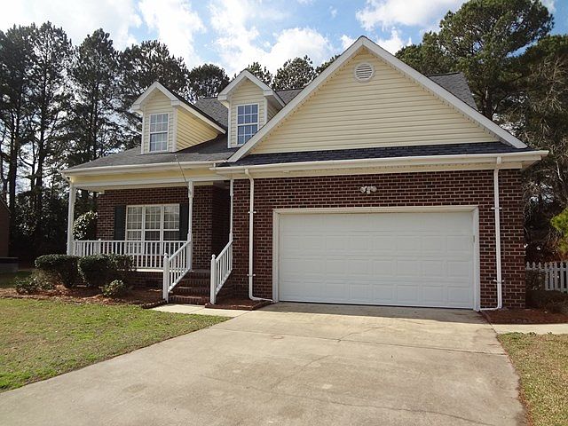 1st image of 102 Eleanor Pl