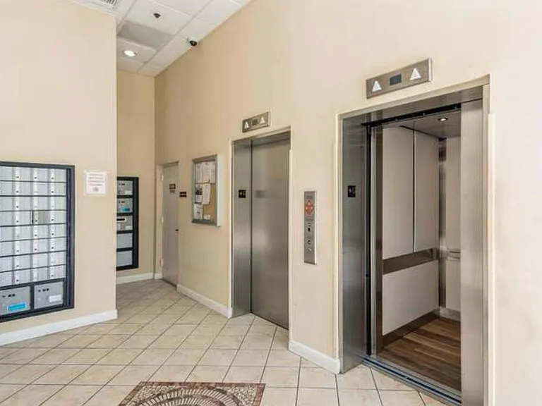 1200 Town Center Dr #305 — Photo 10