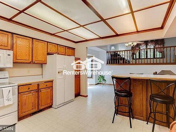 5th image of 19158 Yale St NW