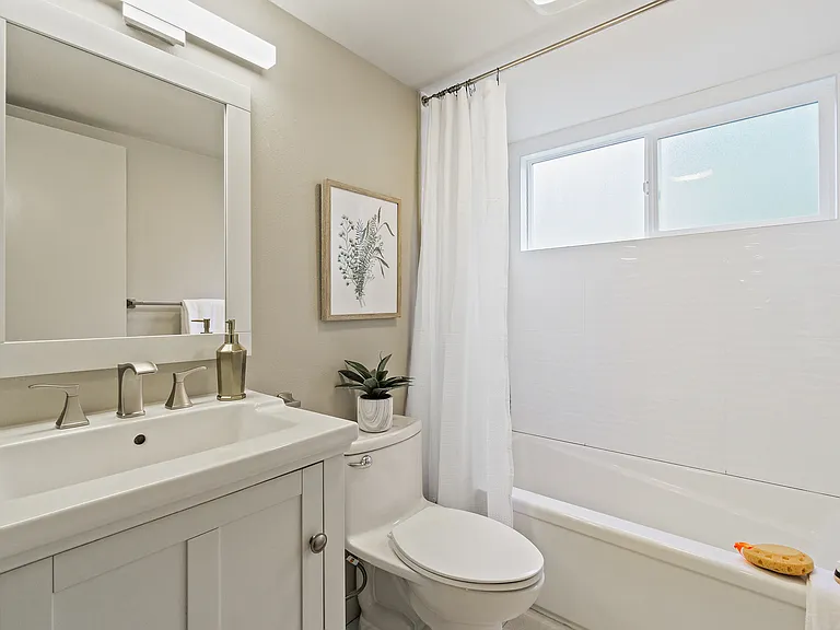 17215 NE 16th Pl — Photo 14