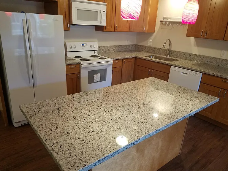 17357 Merlo Rd #6 — Photo 6