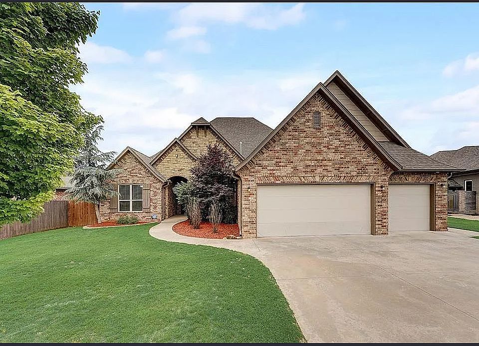 1st image of 1524 NW 175th Ct