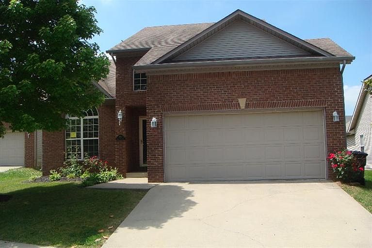 1st image of 2712 Timber Oaks Ct