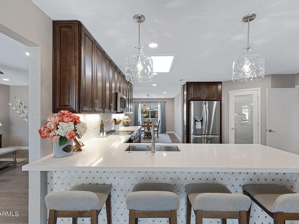 1st image of 18606 N 132ND Avenue