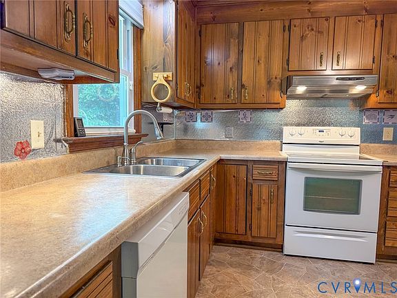 5th image of 6688 Old Buckingham Rd