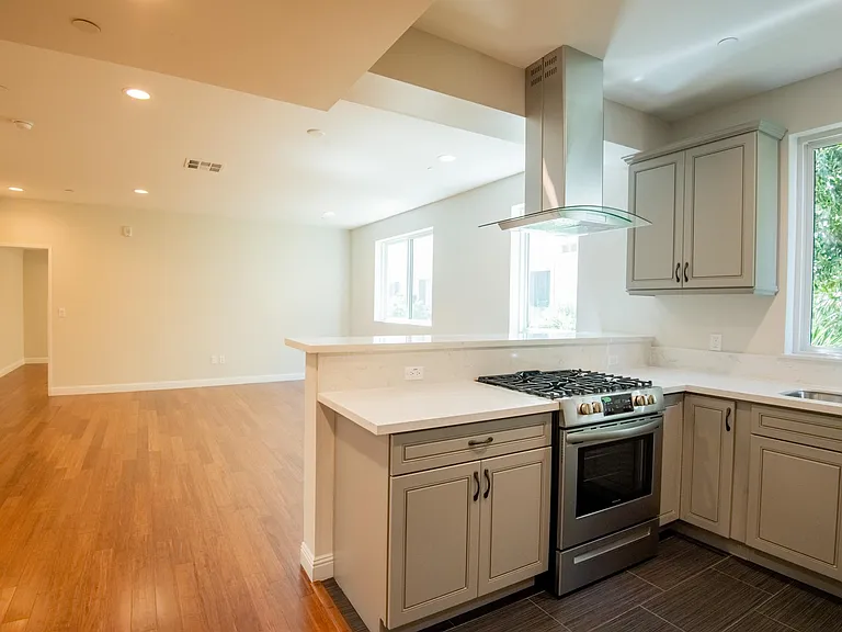 1452 S Bedford St #101 — Photo 4