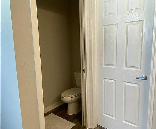 4th image of 509 Pentas Ln