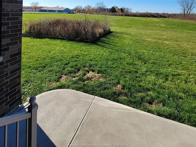 7835 Broderick Rd — Photo 21