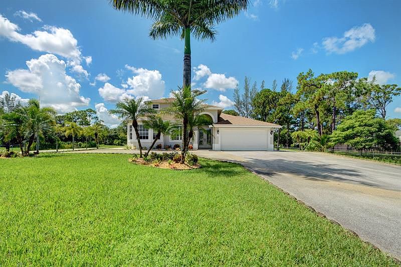 1st image of 11538 Persimmon Blvd