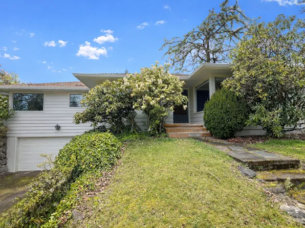 2815 SW Sunset Blvd, Portland, OR 97239