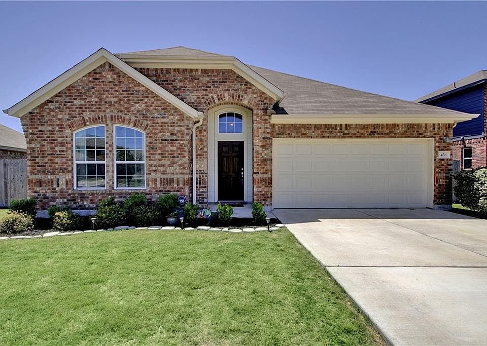 1st image of 400 Hibiscus Dr