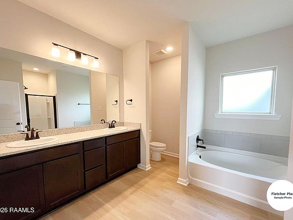 5th image of 107 Spruce Ridge Ln