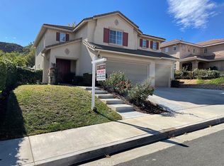 28626 Vineyard Ln, Castaic, CA 91384