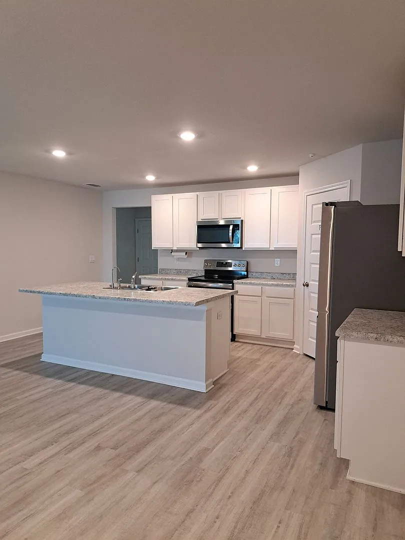 6541 Slabinski Lane — Photo 4