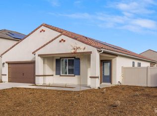 7601 Rambutan Pl, Bakersfield, CA 93313