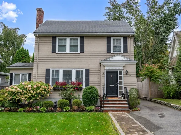 170 Woodcliff Rd, Newton, MA 02461