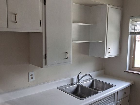 3rd image of 7804 Joseph St #3