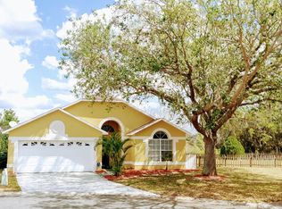553 Pine Lake View Dr, Davenport, FL 33837