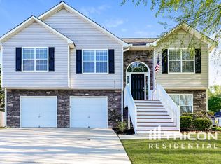 800 Lorraine Ln, Stockbridge, GA 30281