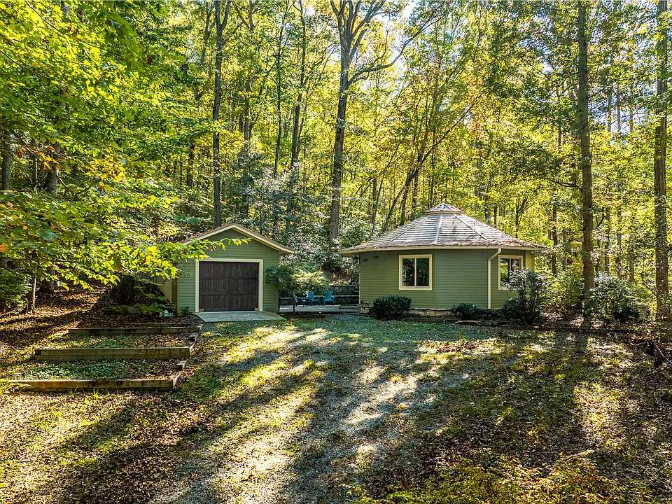 92 Little Scotland Dr