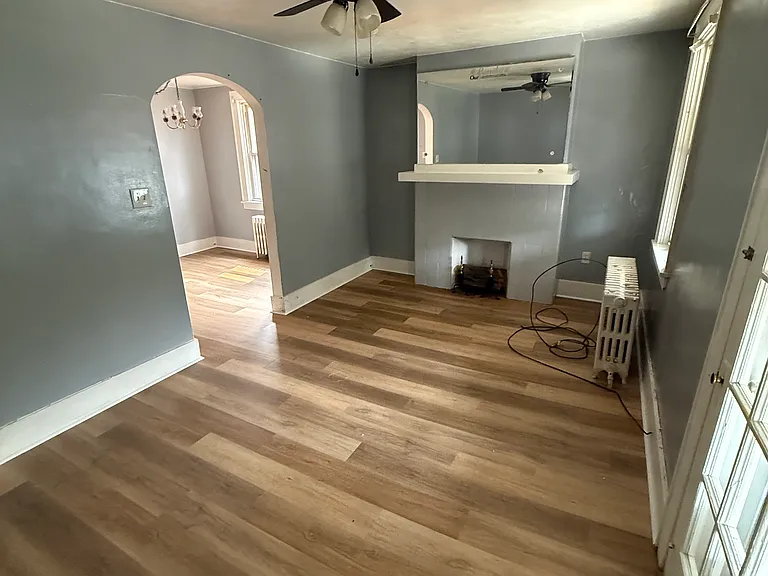 45 Glenmore Ave — Photo 6