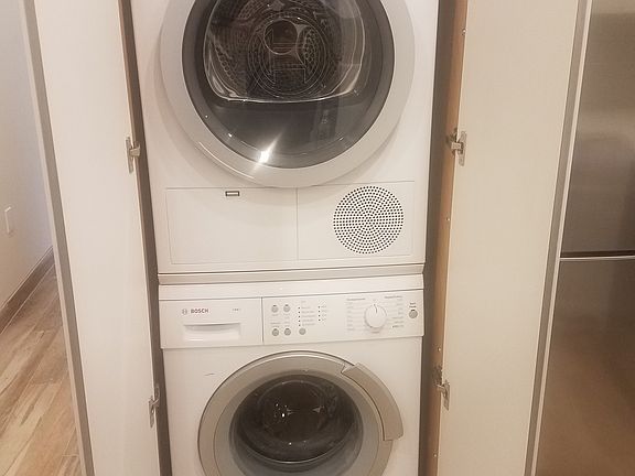 4th image of 246 W 106th St #4O