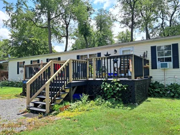 442 McElhattan Dr #849, Lock Haven, PA 17745