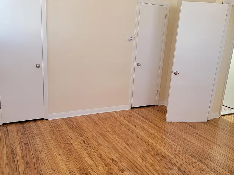 6200 Torresdale Ave — Photo 2
