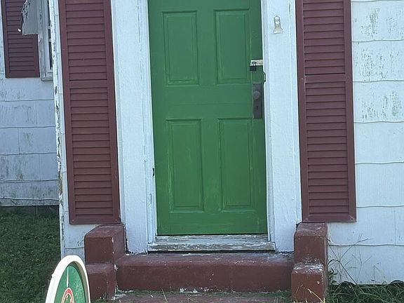 2nd image of 16219 Main Ridge Rd