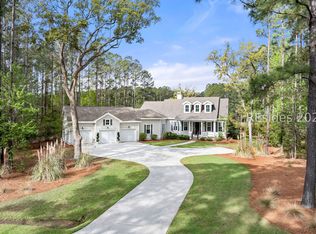 8 Foxchase Ln, Bluffton, SC 29910