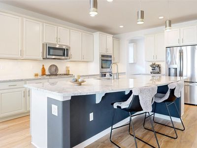 19561 W 59th Avenue, Golden, CO, 80403