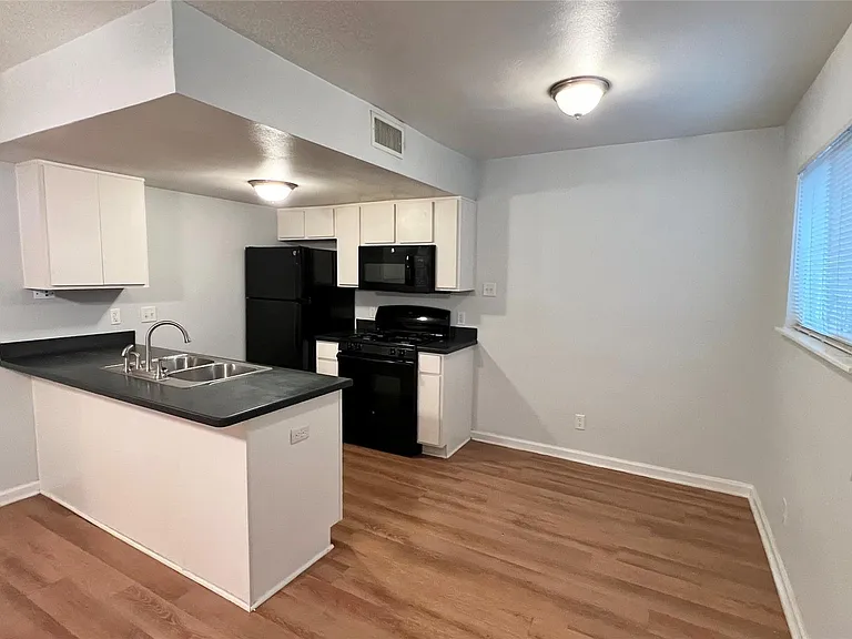 2301 Ohlen Rd #107 — Photo 1