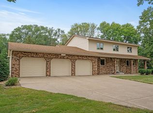 11490 Silverod St NW, Coon Rapids, MN 55433